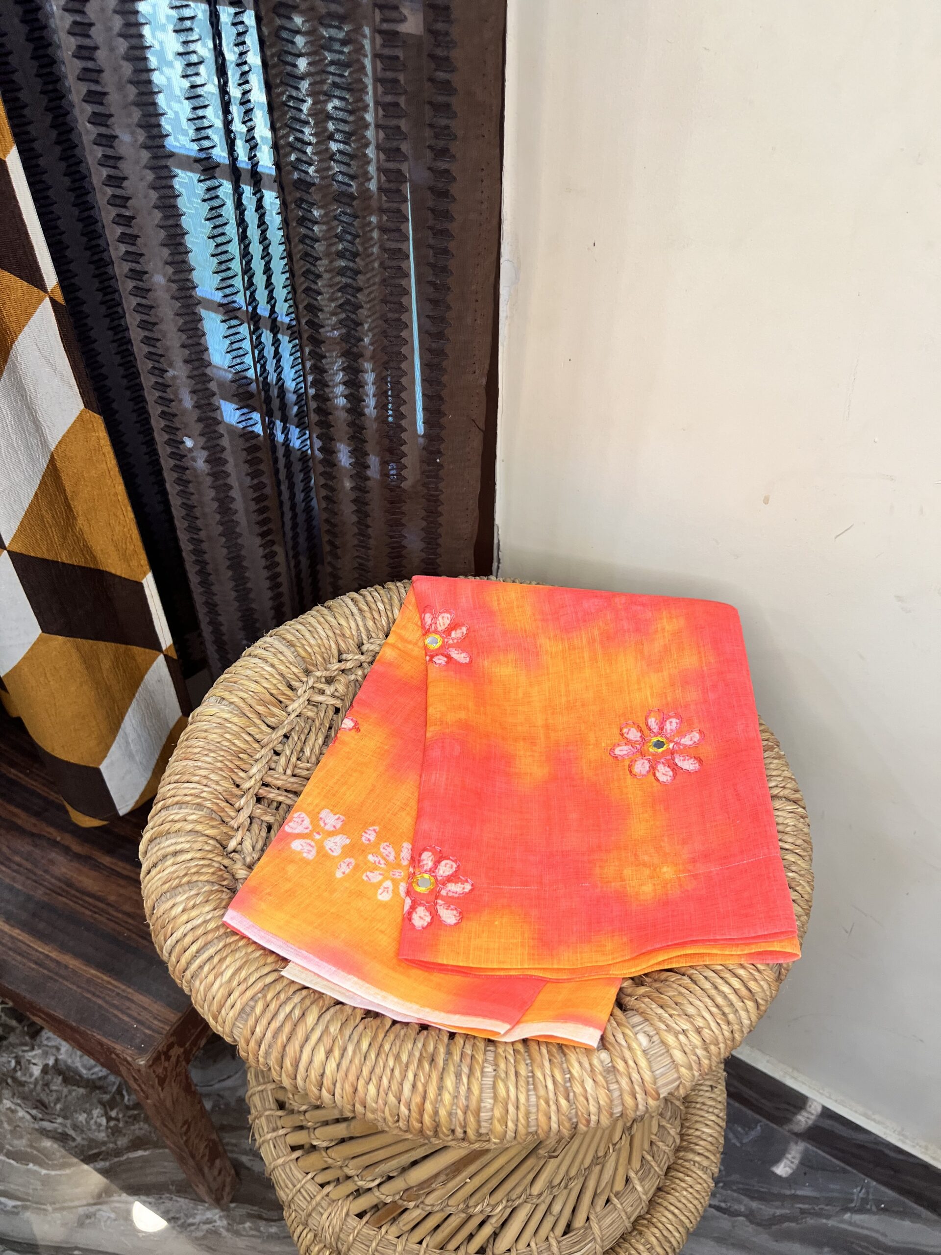 Linen saree with contrast blouse - DTSONA926 - Image 4