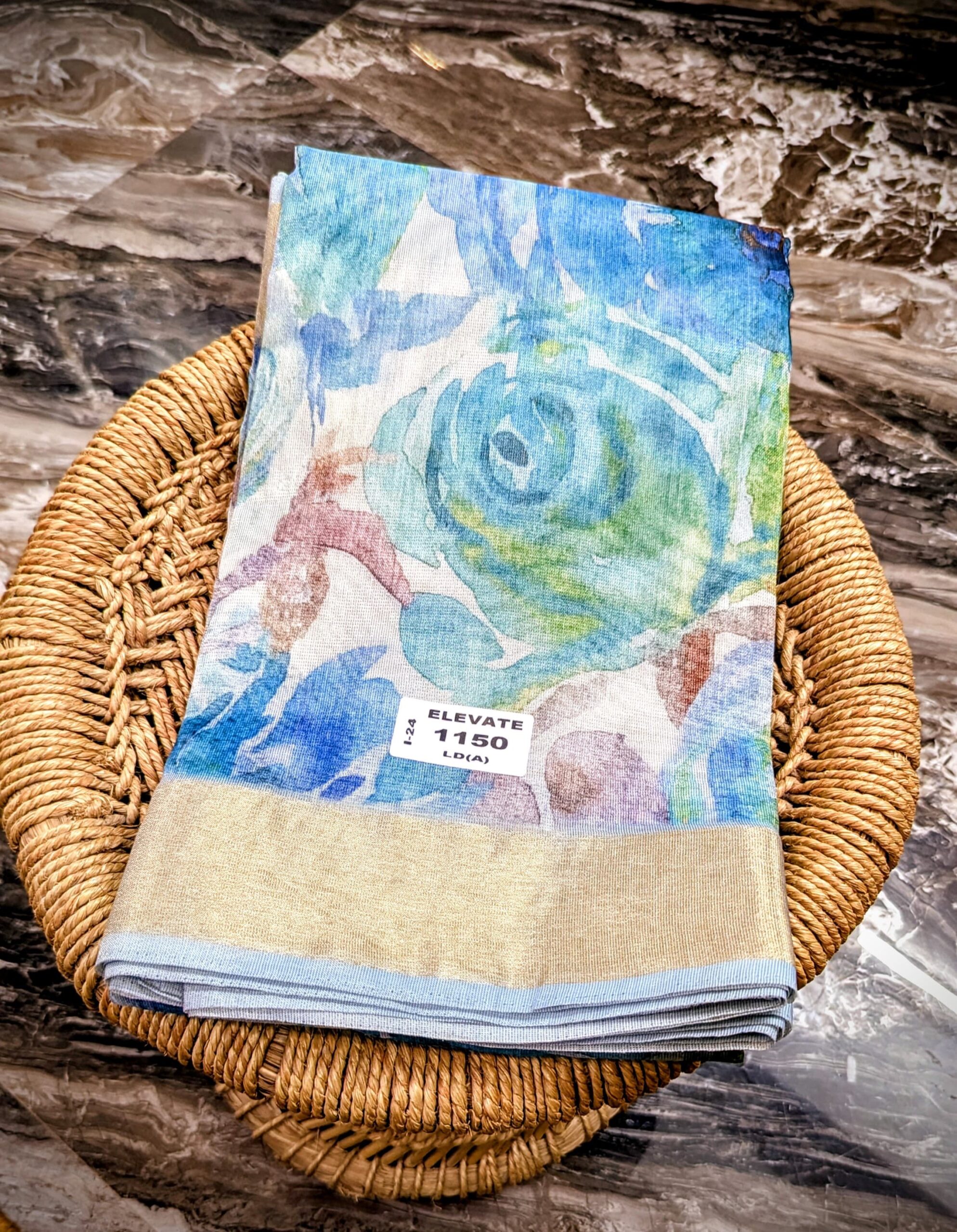 Floral tissue Saree with Golden Border - Image 2