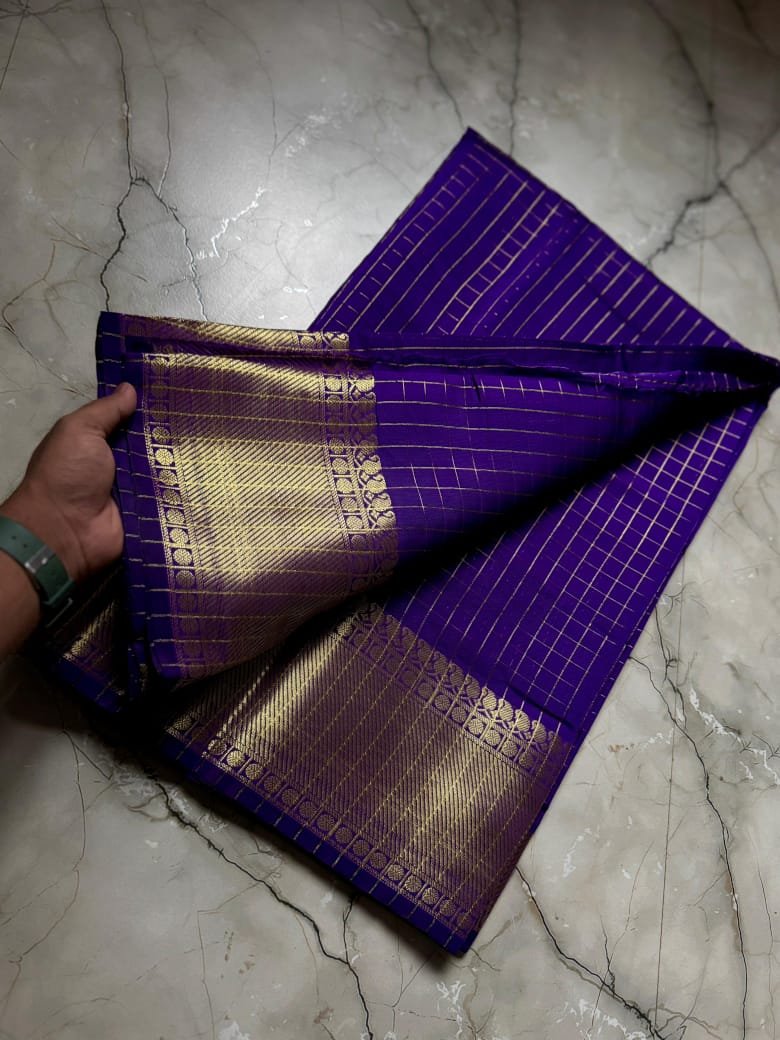 Zari Kattam Katan Silk Saree - Voilet