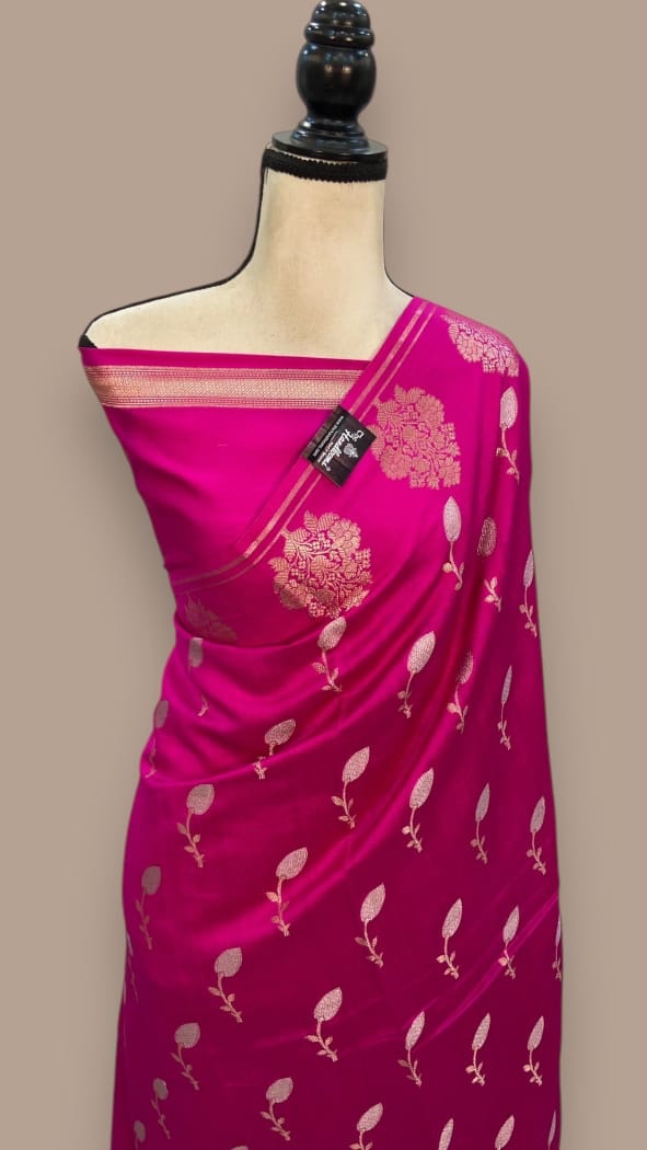 Warm Silk Saree β Radiant Pink Bloom - Image 2