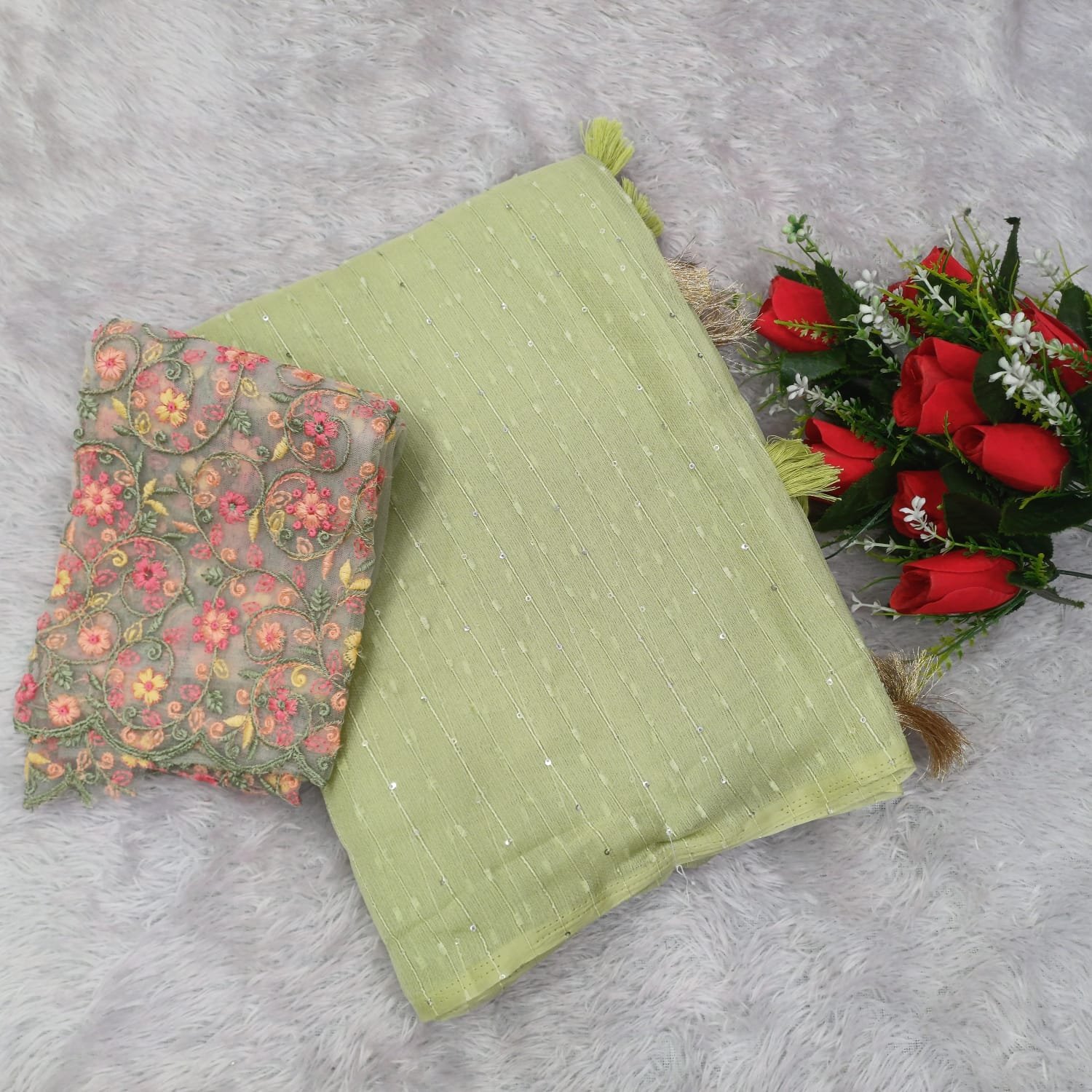 Organza Saree with Net Embroidery Blouse – Elegant & Lightweight Green