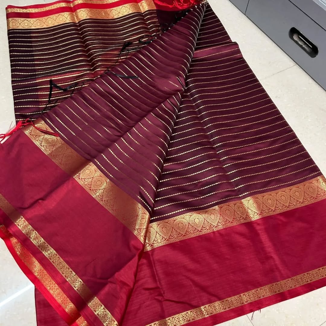Red Vintage Saree – Timeless Grace in Every Drape - Image 2