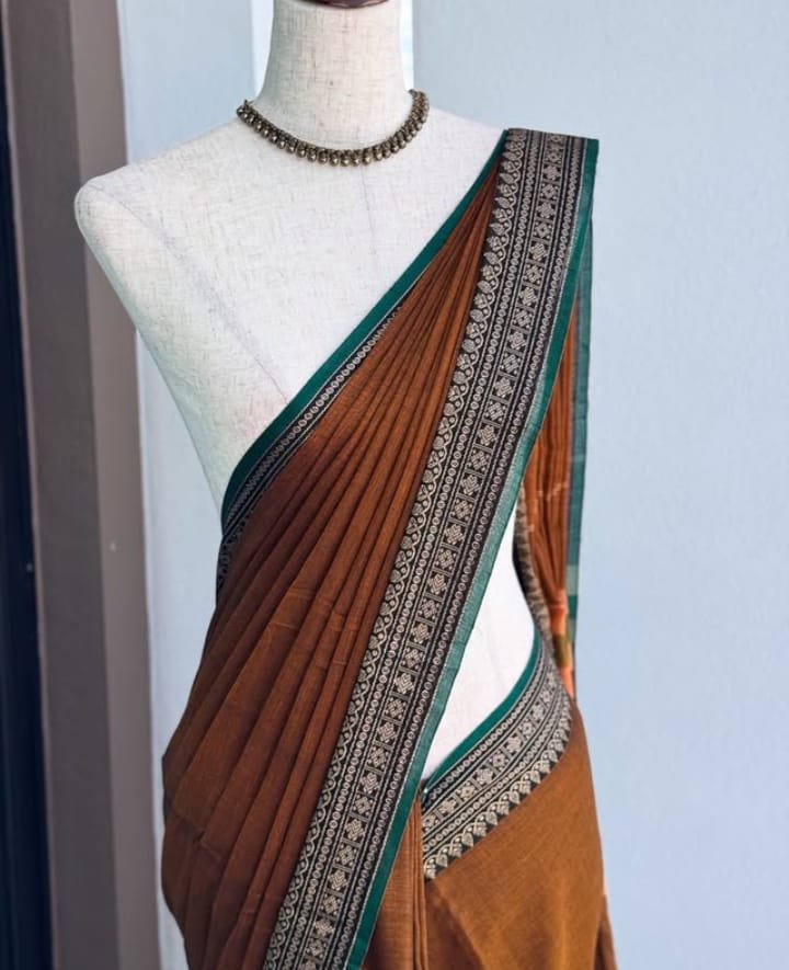 Earthy Brown & Emerald Green Narayanpeth Saree